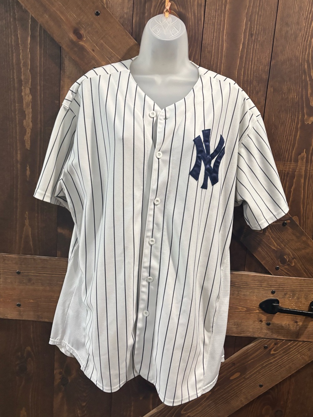 MLB- Majestic Derek Jeter #2 NY Yankees Jersey